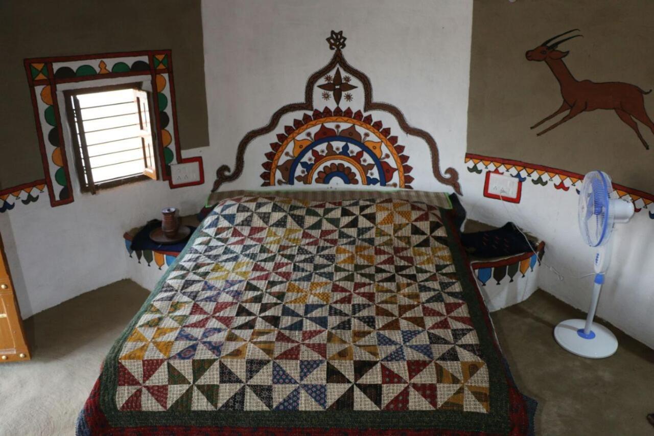 Banni Village Resort - Rann Of Kutch Bherandiala Экстерьер фото