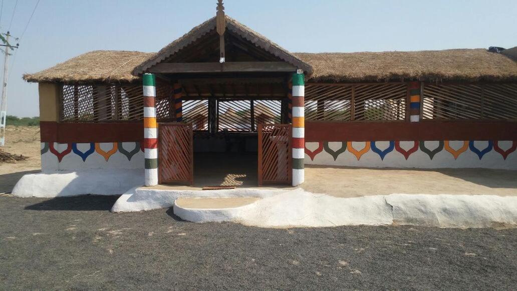 Banni Village Resort - Rann Of Kutch Bherandiala Экстерьер фото